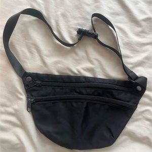 Black Fanny pack
